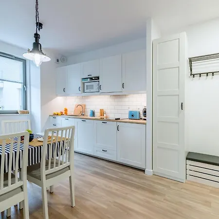 Anchor Marine Apartment *