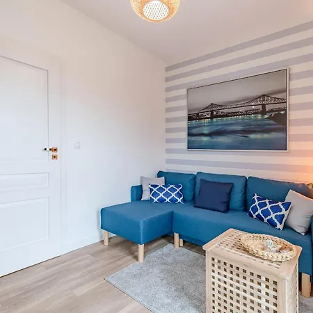 Anchor Marine Apartment *